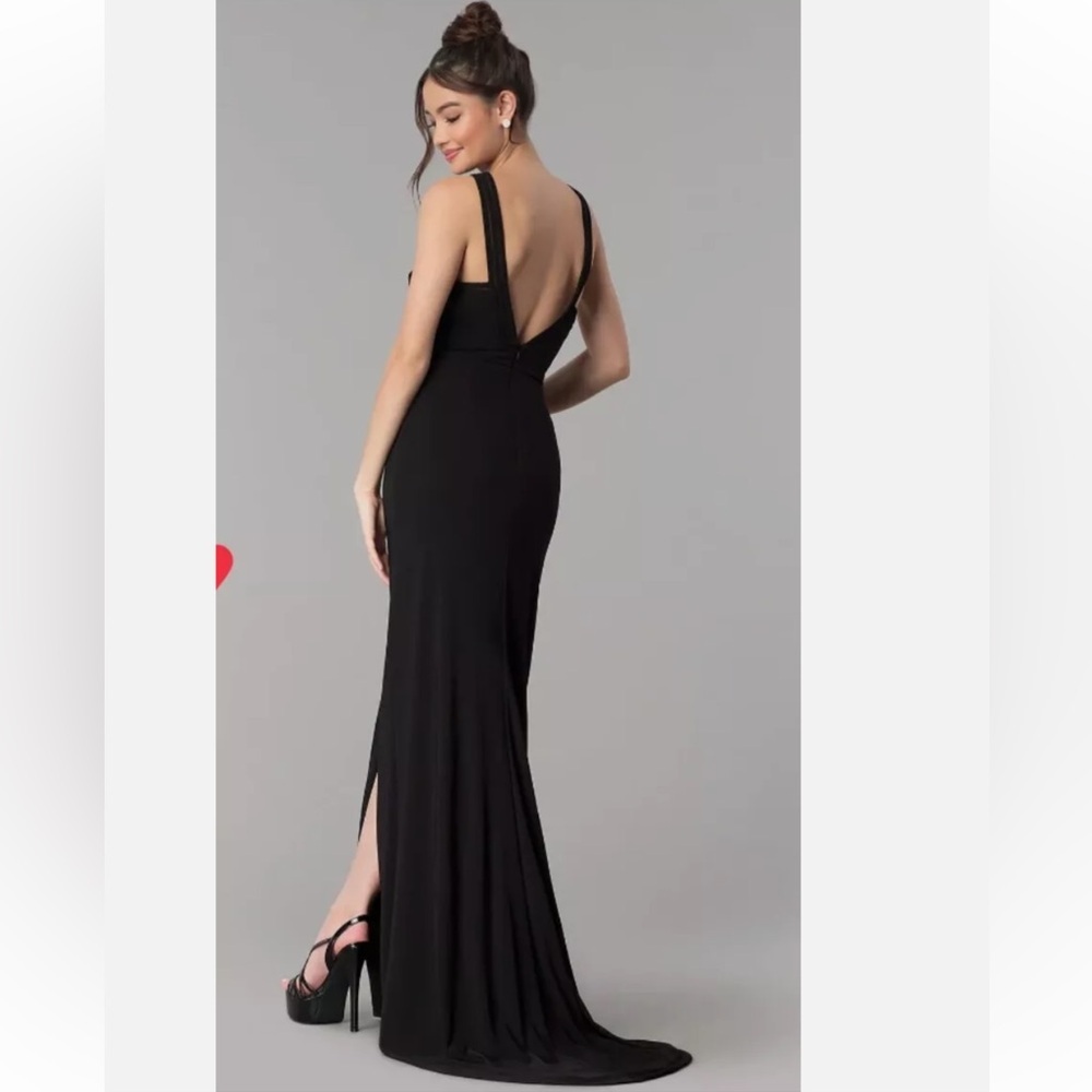 Clarisse Black V-Neck Jersey Fitted Dress